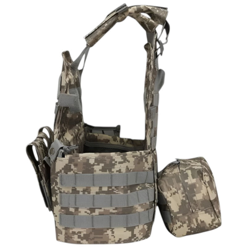 Adjustable tactical vests