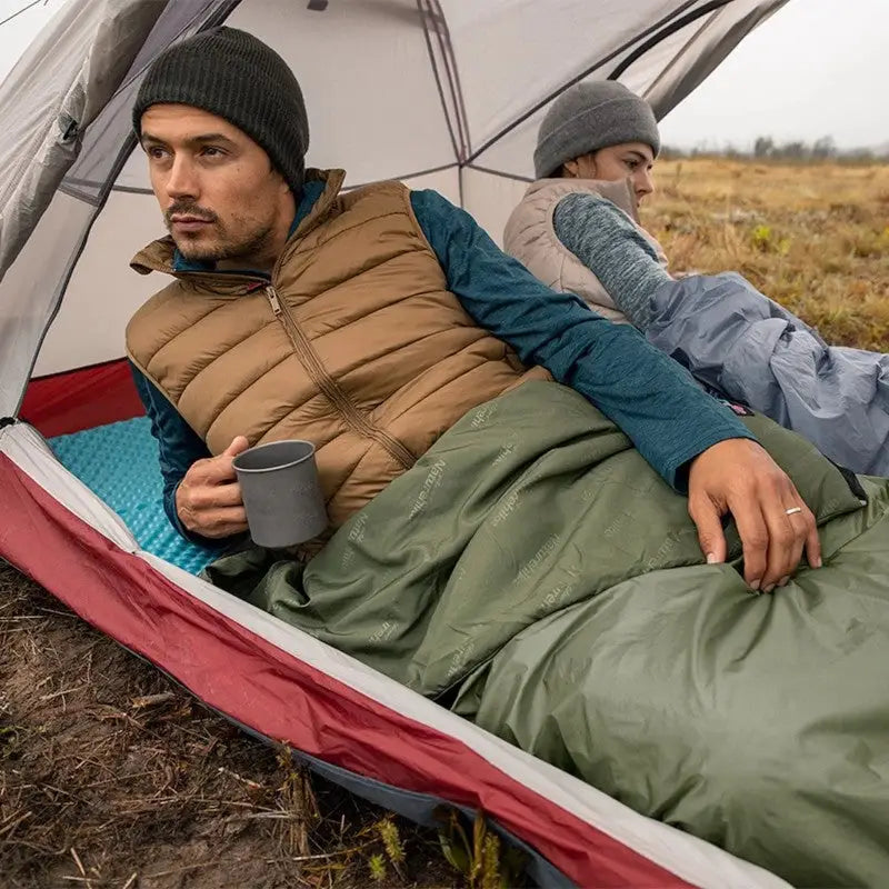 Field sleeping bag liner