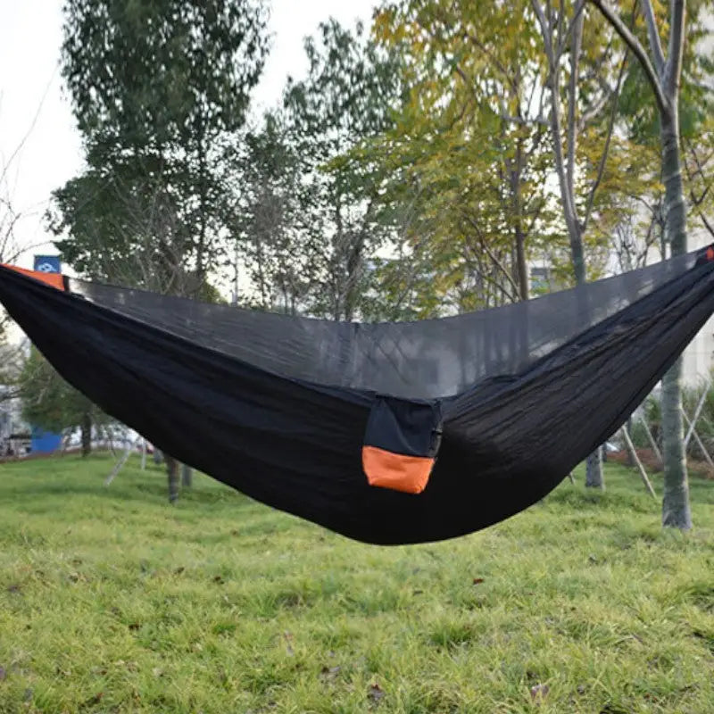 Hiking hammock tent