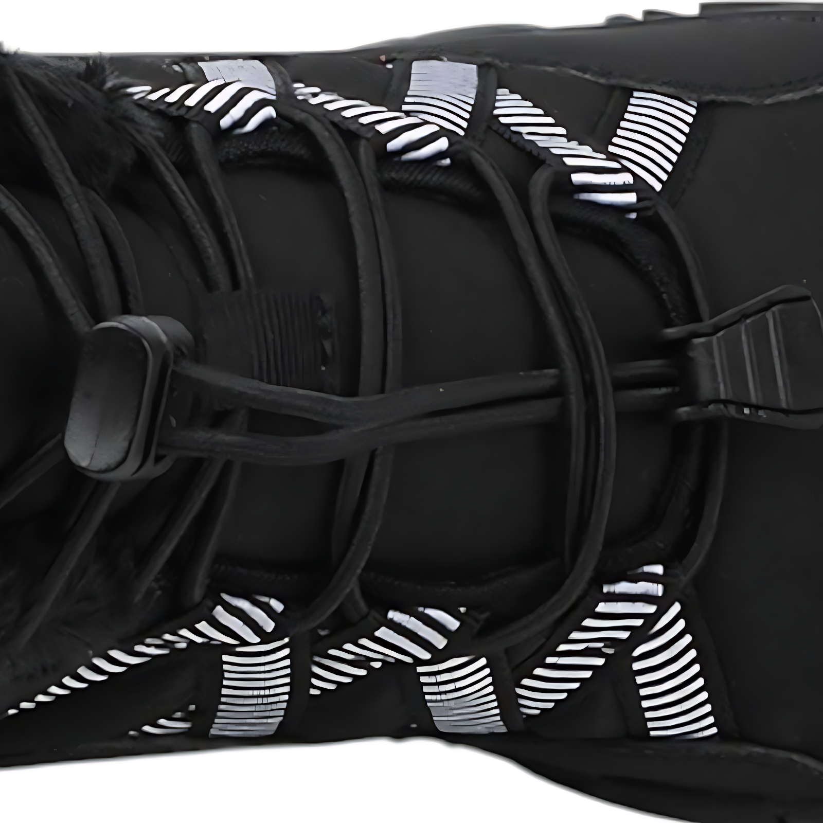 Insulated tactical boots