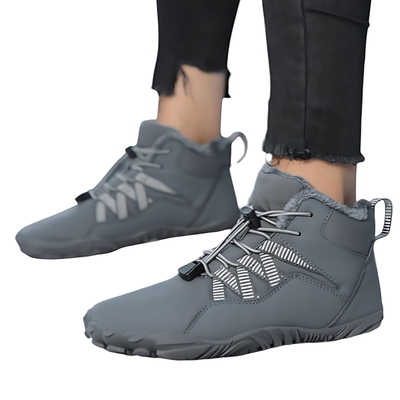 Insulated tactical boots