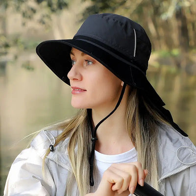 Lightweight bush hat