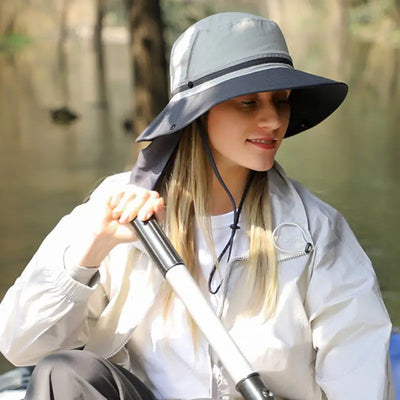 Lightweight bush hat