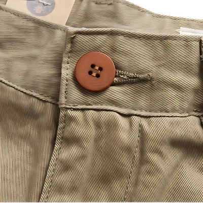 Men’s belted cargo shorts