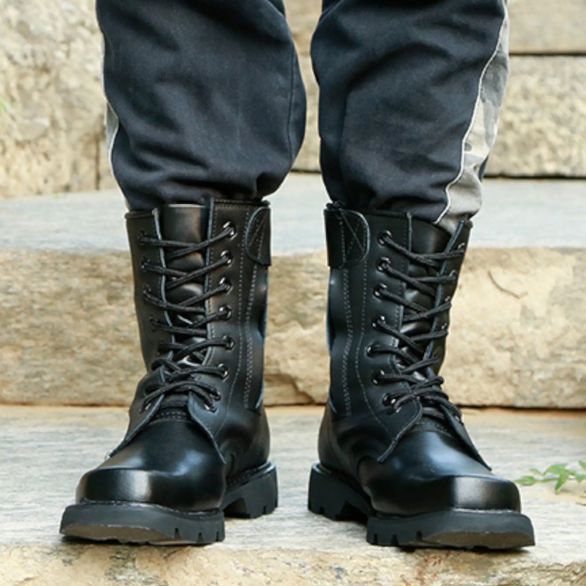 Men’s Black Desert Boots