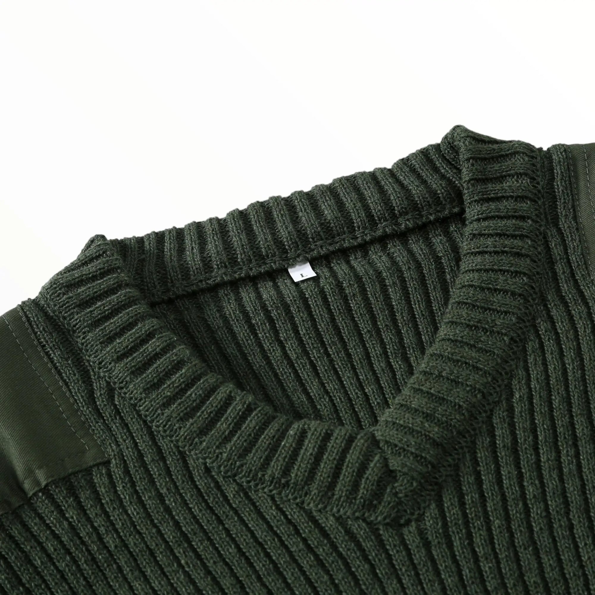 Men’s v neck fleece jumper