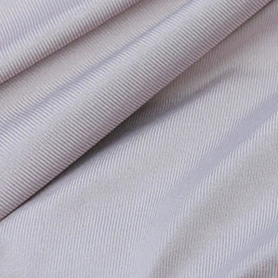 Sleeping bag liner with zipper