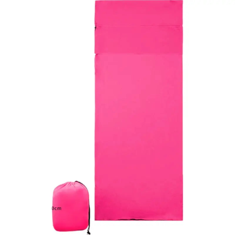 Sleeping bag liner with zipper