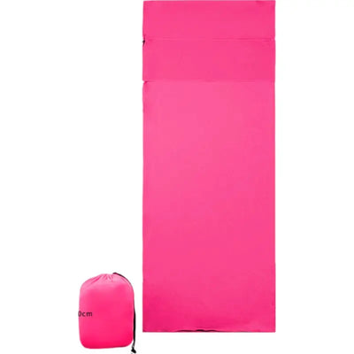 Sleeping bag liner with zipper