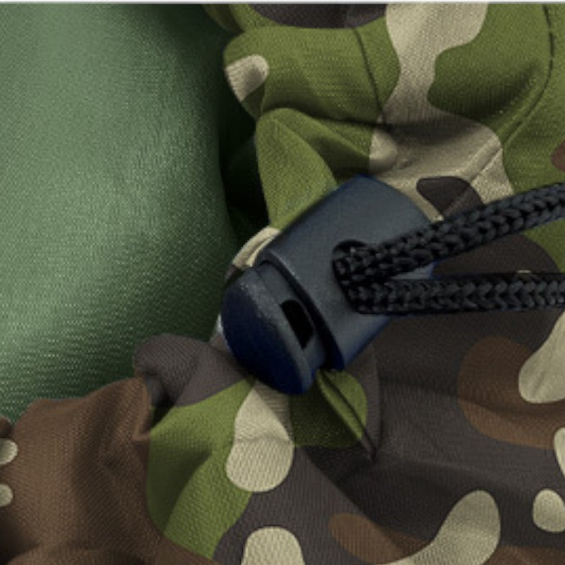 Warm camo sleeping bag