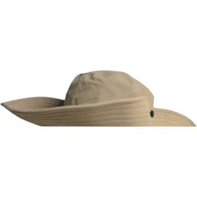Wide brim bush hat