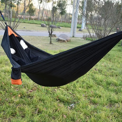 Hiking hammock tent