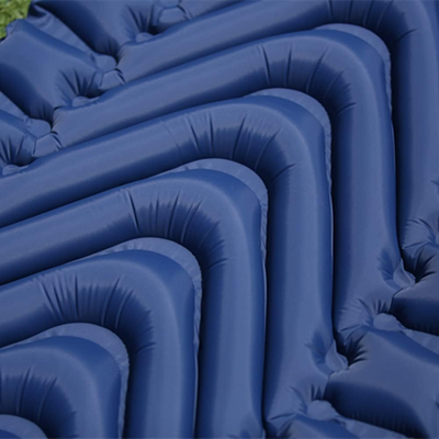 Inflatable single sleeping pad