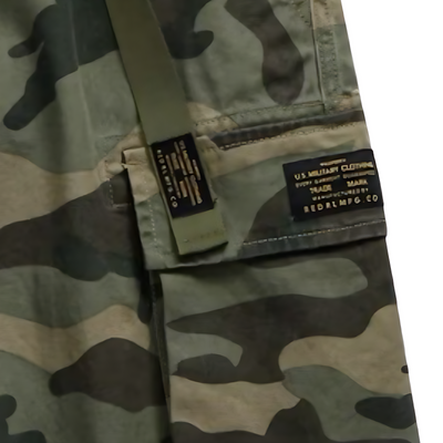 Men’s belted cargo shorts