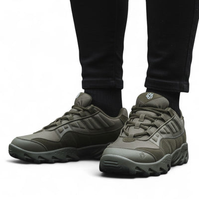 Tactical hiking boots